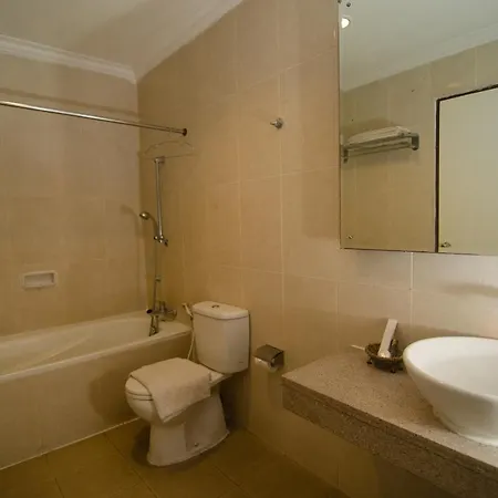 Country Heritage Hotel Surabaya Exterior photo